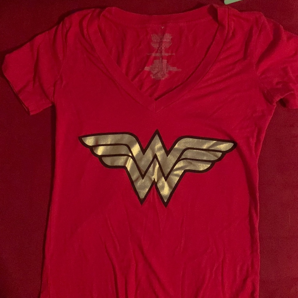 Wonder Woman tshirt